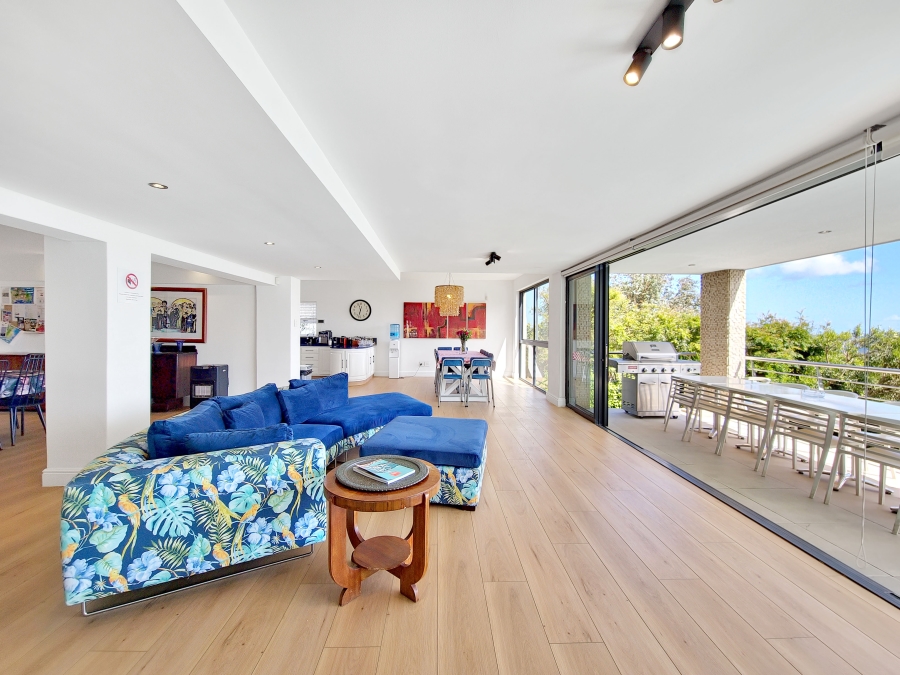 To Let 7 Bedroom Property for Rent in Camps Bay Western Cape